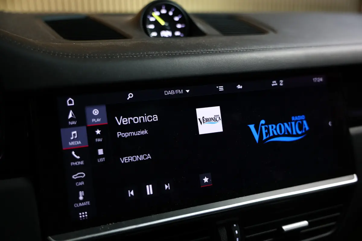 3.0 E-Hybrid KRIJT NAVI CAMERA TREKHAAK CARPLAY "20