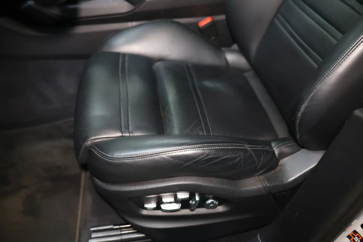 3.0 E-Hybrid KRIJT NAVI CAMERA TREKHAAK CARPLAY "20