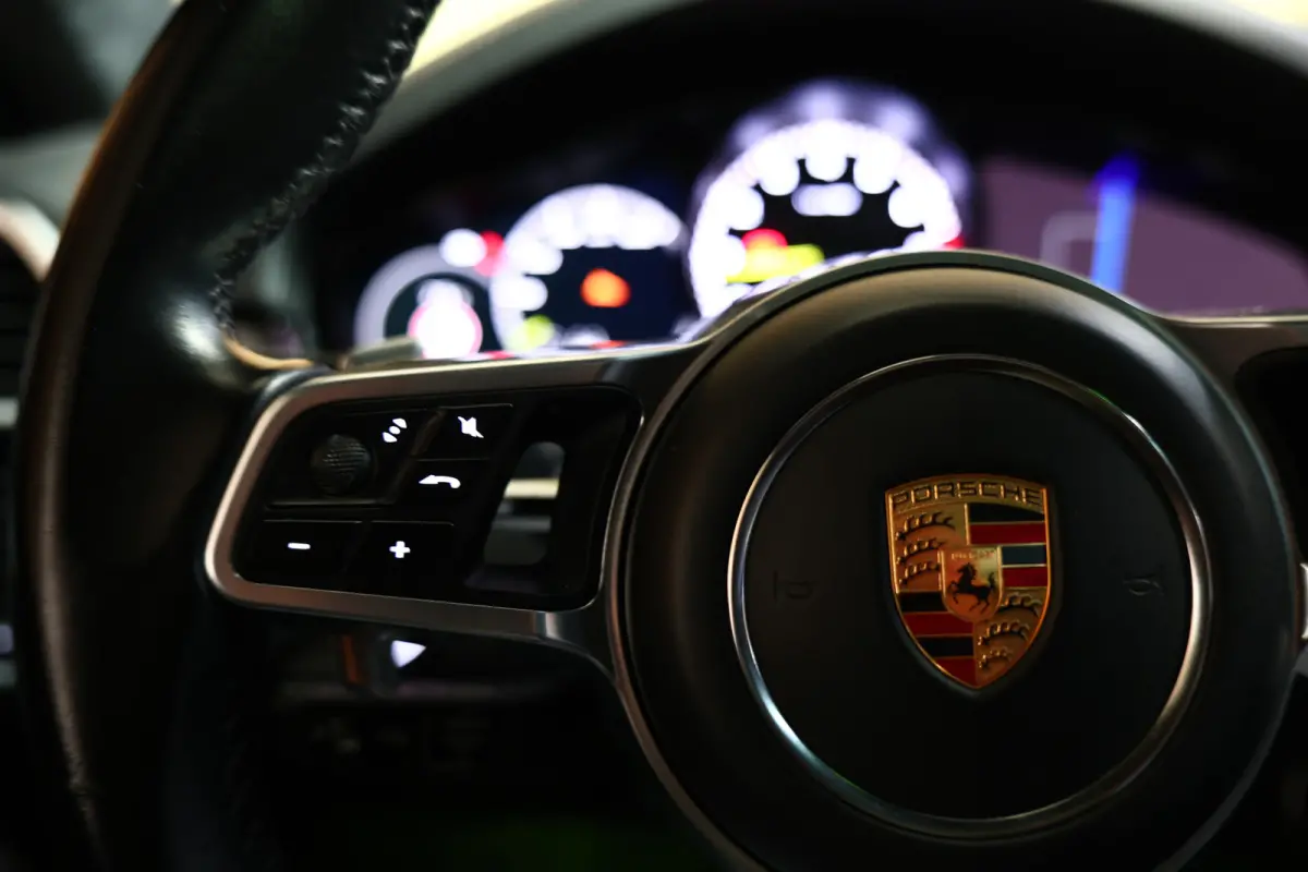 3.0 E-Hybrid KRIJT NAVI CAMERA TREKHAAK CARPLAY "20