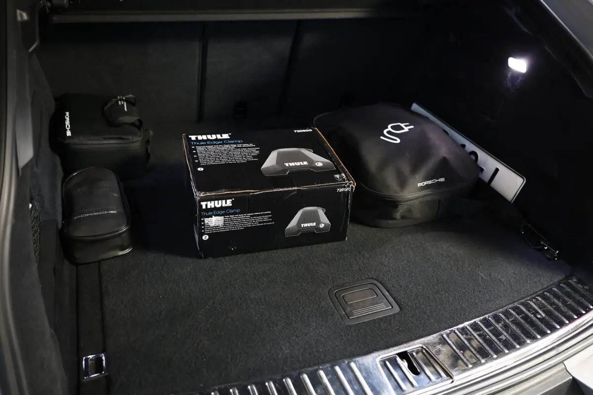 3.0 E-Hybrid KRIJT NAVI CAMERA TREKHAAK CARPLAY "20