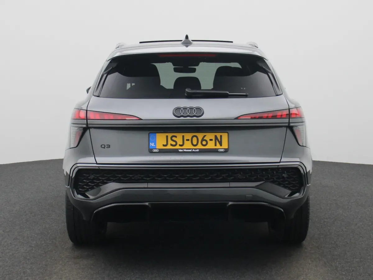 1.5 e-hybrid S edition l Demo l Adaptive cruise control l Airco l Navigatie l Stoelen voor, elekt. verstelb. l Geheugen bestuurdersstoel l Panorama-glasdak l Head-up display l 360 graden cam