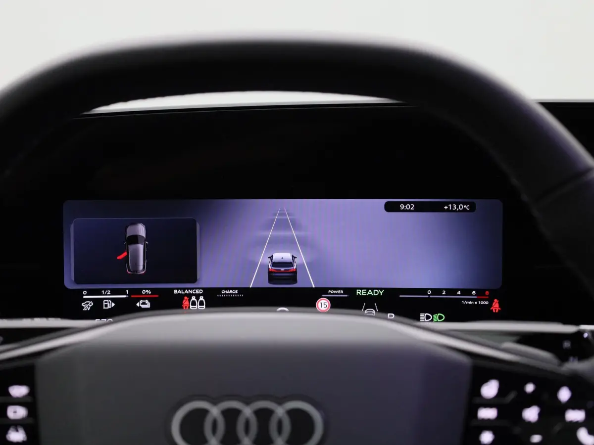 1.5 e-hybrid S edition l Demo l Adaptive cruise control l Airco l Navigatie l Stoelen voor, elekt. verstelb. l Geheugen bestuurdersstoel l Panorama-glasdak l Head-up display l 360 graden cam