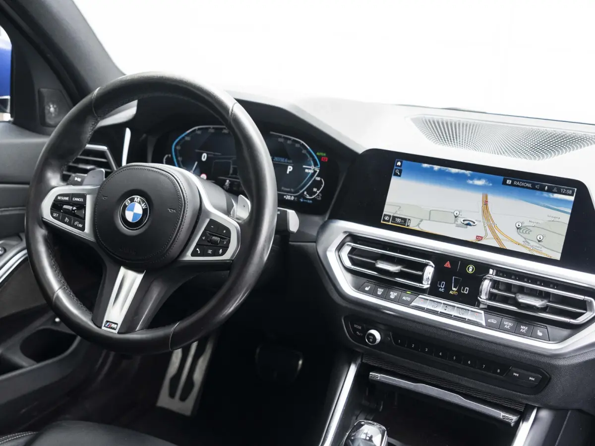 330e SoH 89% | High Executive | M Sport | Stoelverwarming | Harman Kardon | LED | Cruise Control | 19'' |