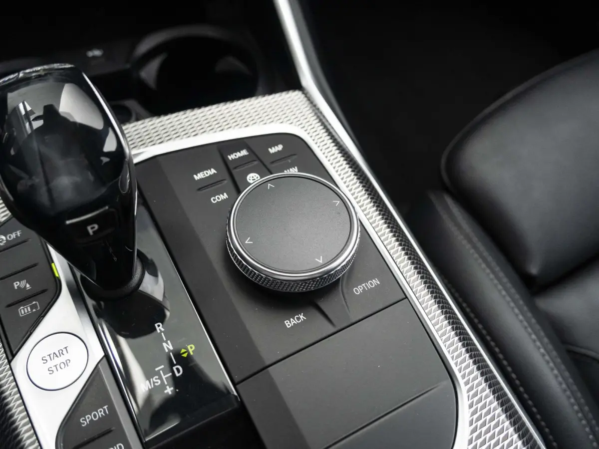 330e SoH 89% | High Executive | M Sport | Stoelverwarming | Harman Kardon | LED | Cruise Control | 19'' |