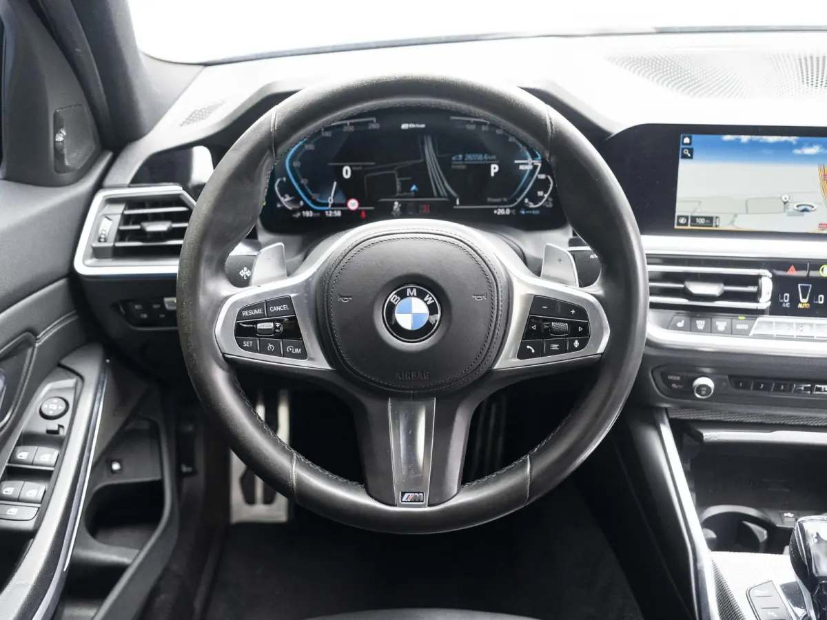 330e SoH 89% | High Executive | M Sport | Stoelverwarming | Harman Kardon | LED | Cruise Control | 19'' |