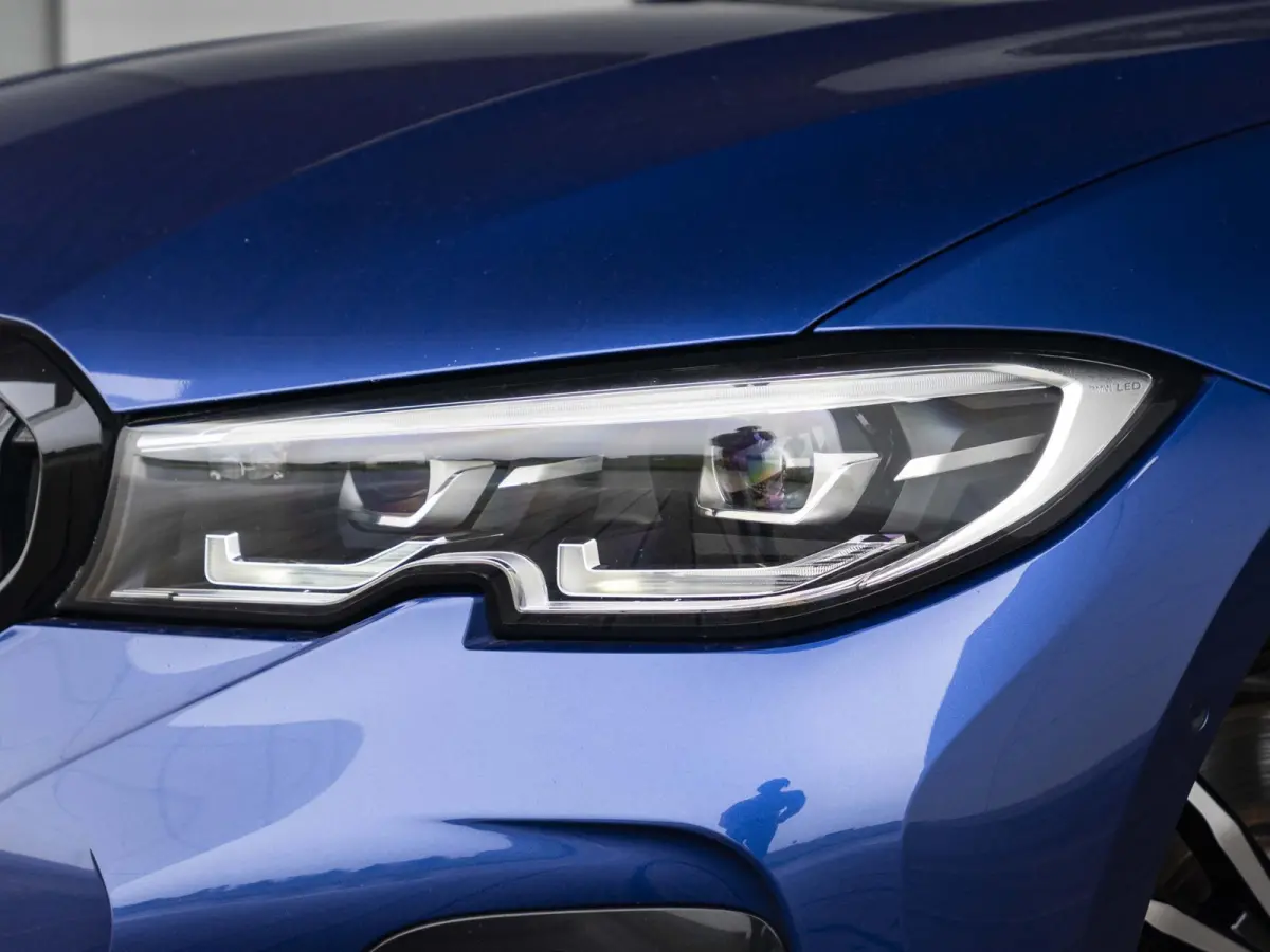 330e SoH 89% | High Executive | M Sport | Stoelverwarming | Harman Kardon | LED | Cruise Control | 19'' |
