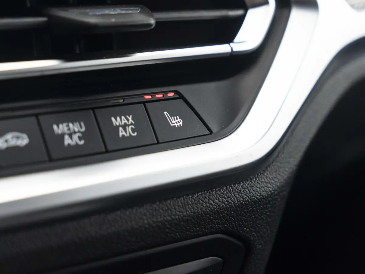 330e SoH 89% | High Executive | M Sport | Stoelverwarming | Harman Kardon | LED | Cruise Control | 19'' |