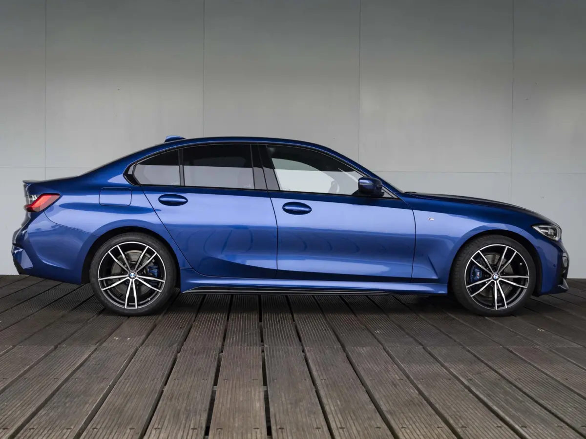330e SoH 89% | High Executive | M Sport | Stoelverwarming | Harman Kardon | LED | Cruise Control | 19'' |