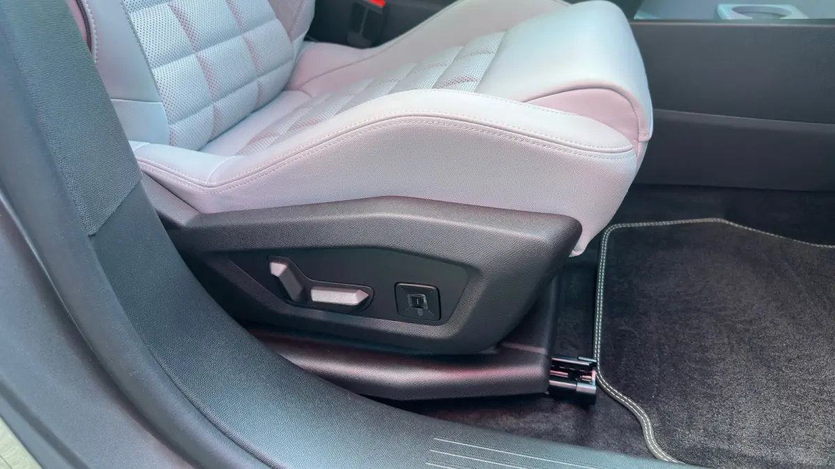 1.6 Plug-In Hybrid 145 Max | 7,4 kW lader | Apple Carplay/Android Auto|telefoonintegratie premium | Cruise control adaptief met Stop&Go en stuurhulp