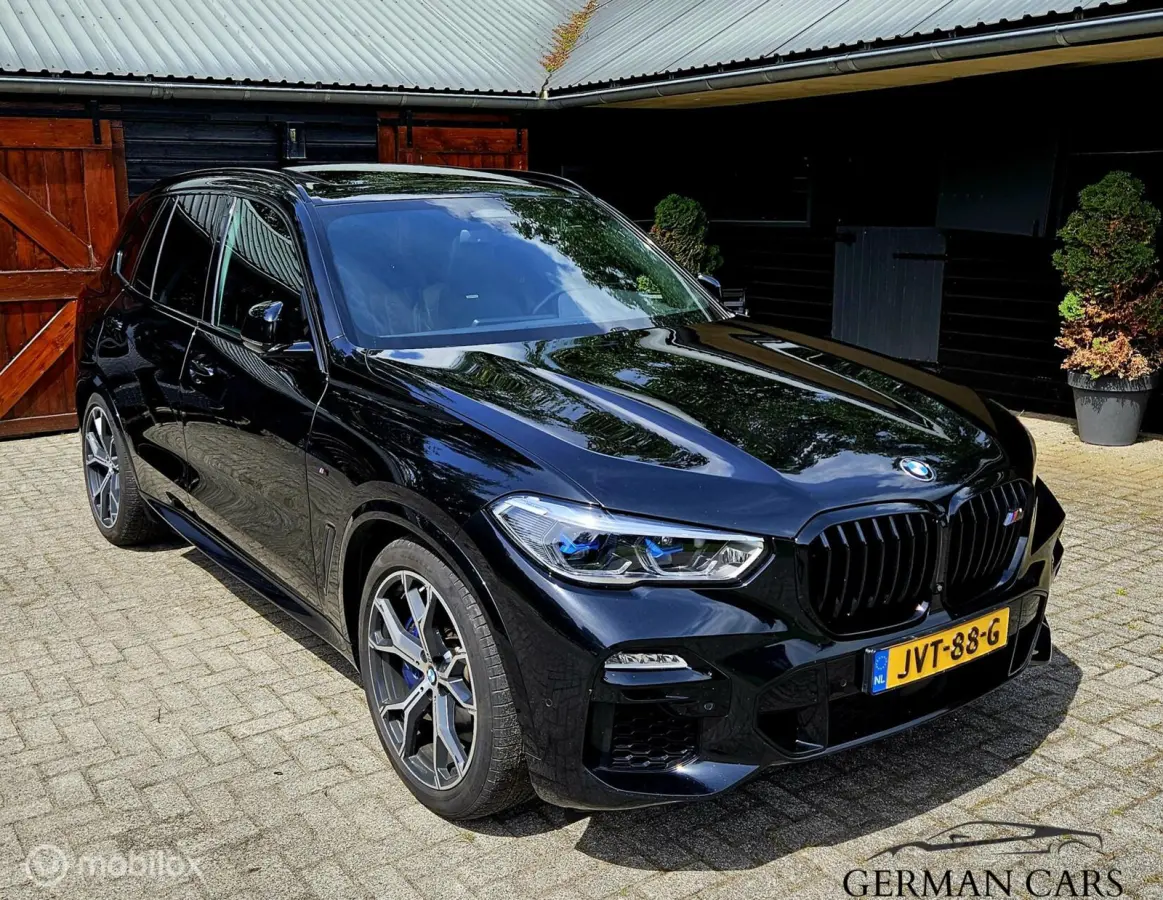 xDrive45E High Executive Hybride 394PK | SKY Lounge