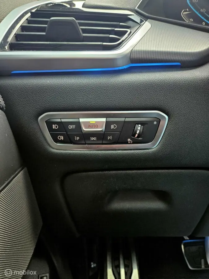 xDrive45E High Executive Hybride 394PK | SKY Lounge