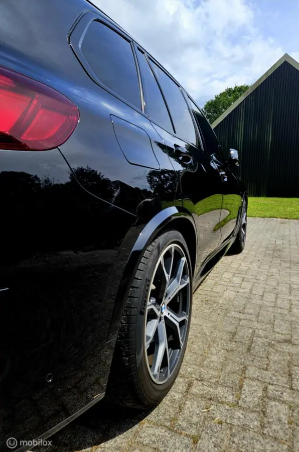 xDrive45E High Executive Hybride 394PK | SKY Lounge
