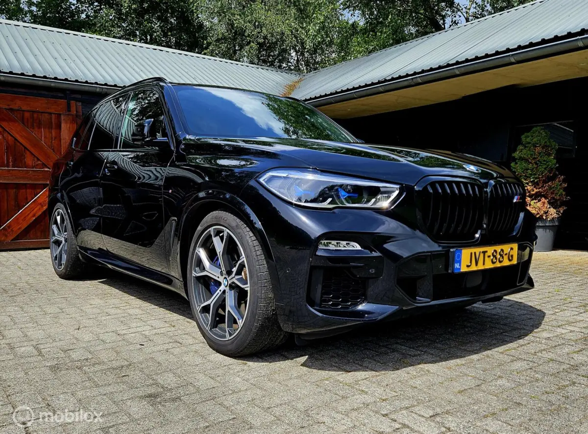 xDrive45E High Executive Hybride 394PK | SKY Lounge