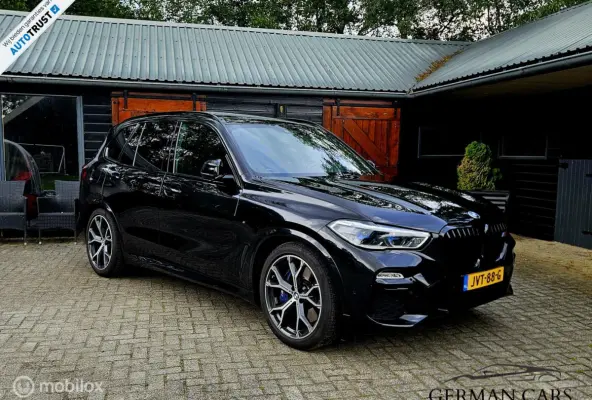 xDrive45E High Executive Hybride 394PK | SKY Lounge