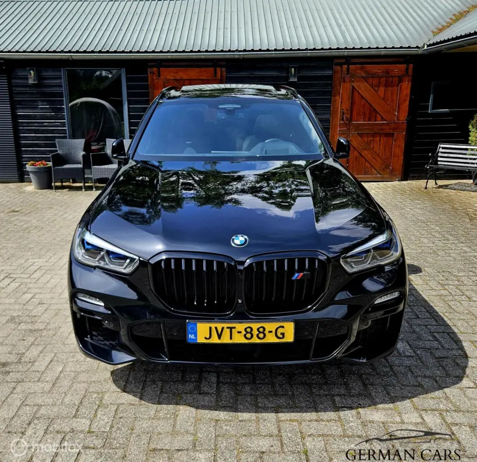 xDrive45E High Executive Hybride 394PK | SKY Lounge