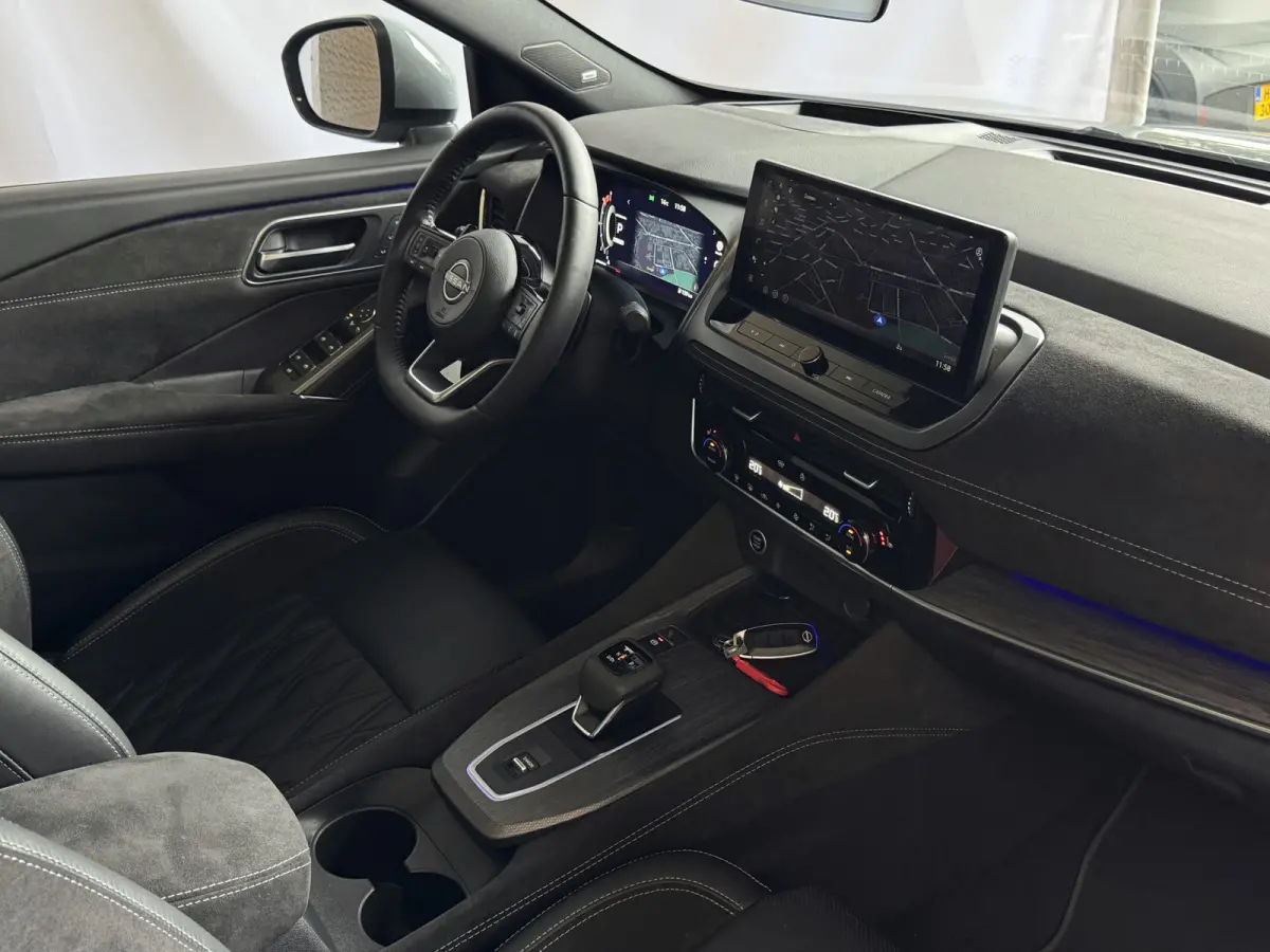 1.3 MHEV 160PK 4Cilinder TEKNA PLUS BOSE TWO TONE 20''LMV LEER ALCANTARA PANO MASSAGE BOSE STOEL/STUUR/RUIT VERW MATRIX.LED ELEK.KLEP HEADUP 20''LMV GOOGLE NAVI 03/2026 K ✅Top Auto's Wijch