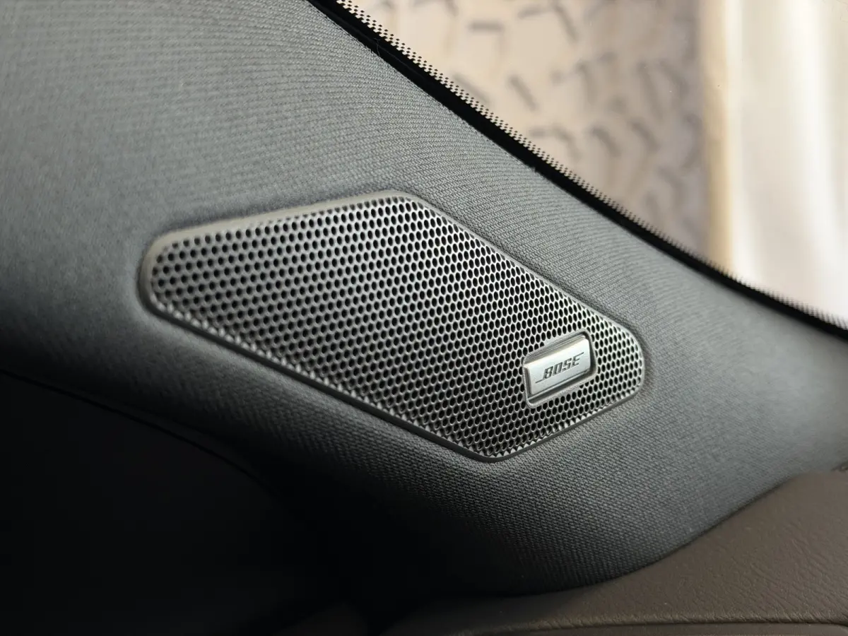 1.3 MHEV 160PK 4Cilinder TEKNA PLUS BOSE TWO TONE 20''LMV LEER ALCANTARA PANO MASSAGE BOSE STOEL/STUUR/RUIT VERW MATRIX.LED ELEK.KLEP HEADUP 20''LMV GOOGLE NAVI 03/2026 K ✅Top Auto's Wijch
