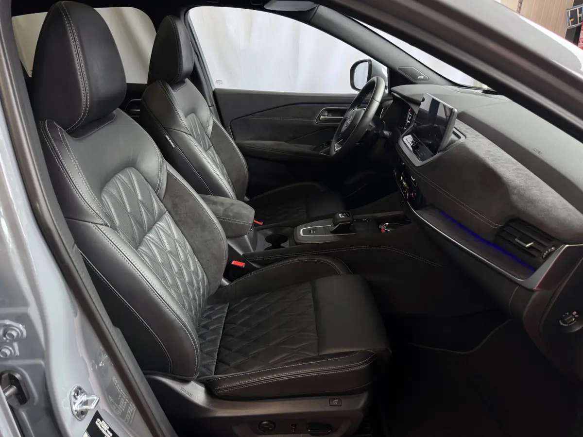 1.3 MHEV 160PK 4Cilinder TEKNA PLUS BOSE TWO TONE 20''LMV LEER ALCANTARA PANO MASSAGE BOSE STOEL/STUUR/RUIT VERW MATRIX.LED ELEK.KLEP HEADUP 20''LMV GOOGLE NAVI 03/2026 K ✅Top Auto's Wijch