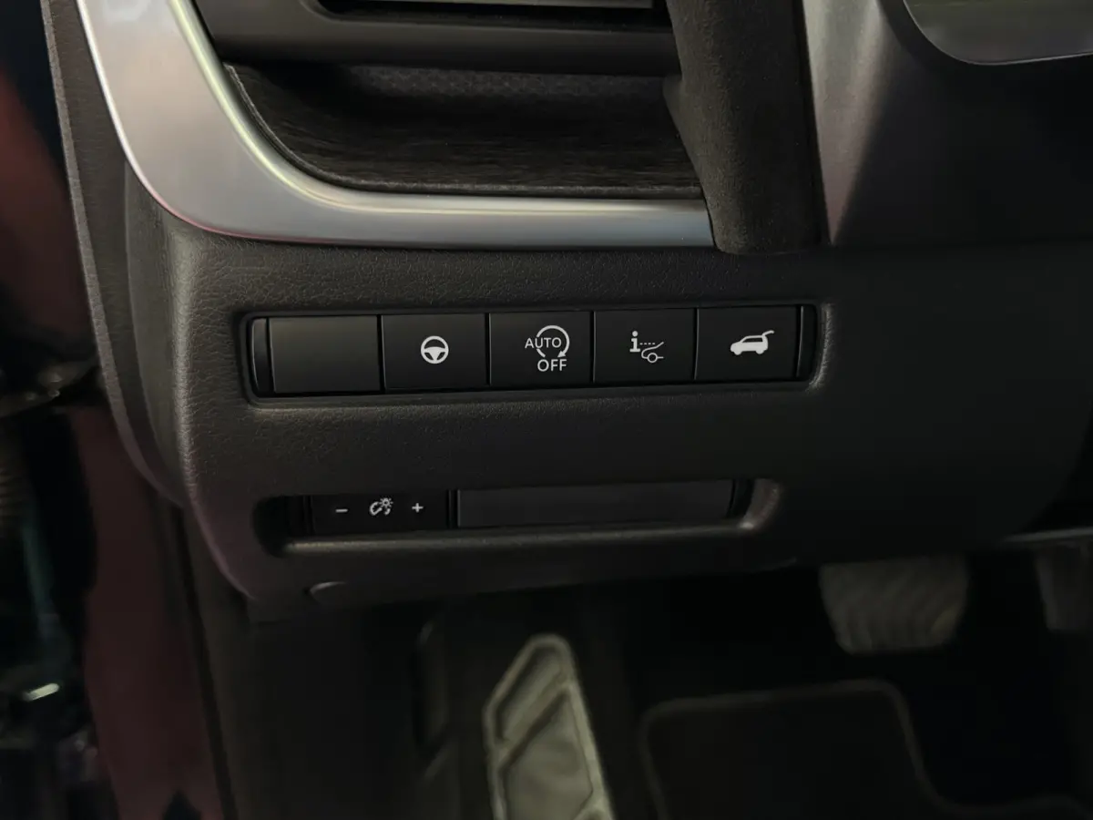1.3 MHEV 160PK 4Cilinder TEKNA PLUS BOSE TWO TONE 20''LMV LEER ALCANTARA PANO MASSAGE BOSE STOEL/STUUR/RUIT VERW MATRIX.LED ELEK.KLEP HEADUP 20''LMV GOOGLE NAVI 03/2026 K ✅Top Auto's Wijch