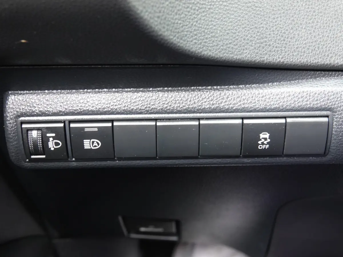 1.8 Hybrid Business Plus H-LEER | CRUISE | LMV | CAMERA