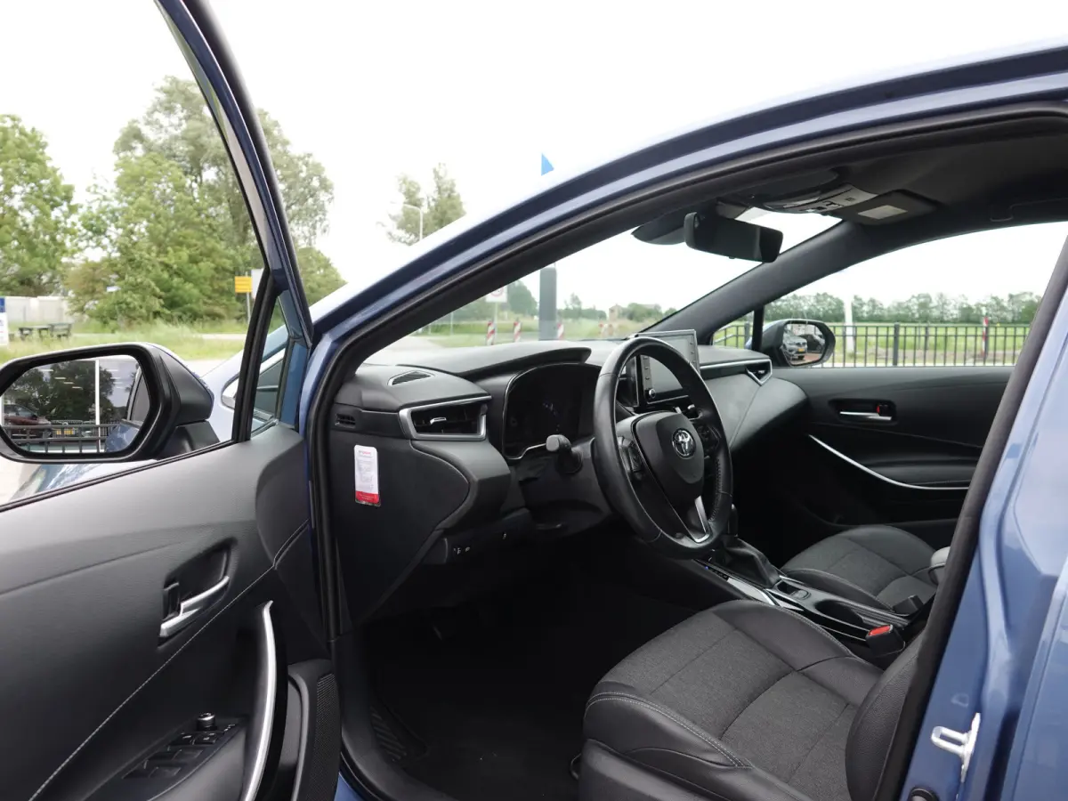 1.8 Hybrid Business Plus H-LEER | CRUISE | LMV | CAMERA