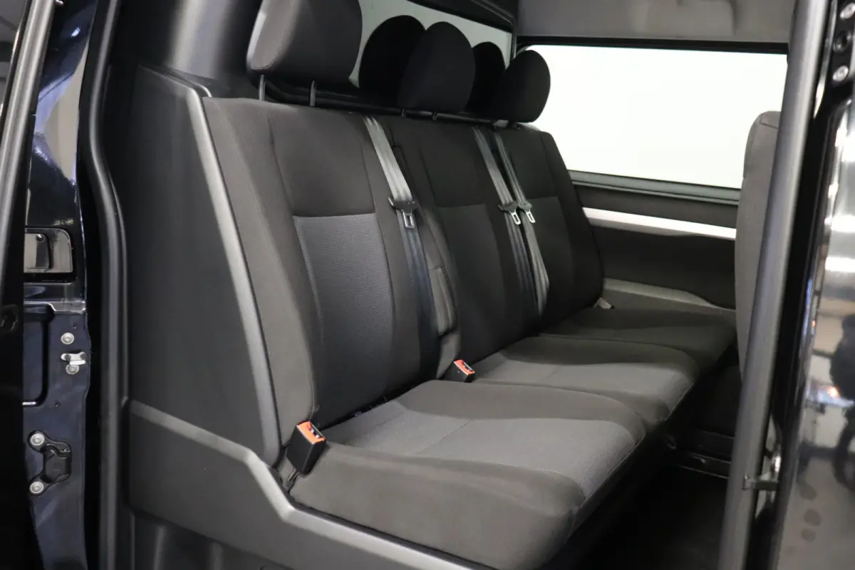 2.0 CDTI 122PK L3 Dubbele Cabine EURO 6 - Airco - Navi - Cruise - € 14.499,- Excl.