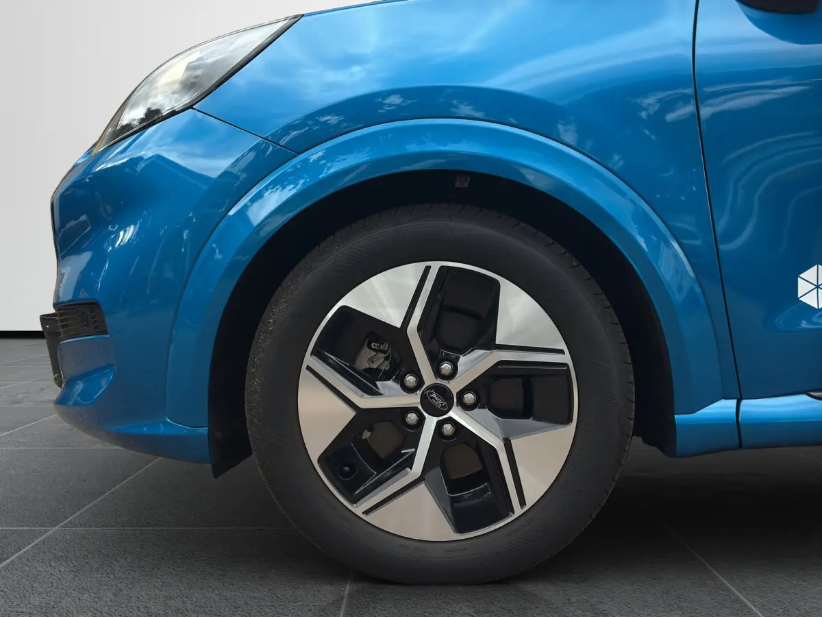 44kWh 168pk | Driver assistance- & Winter Pack |