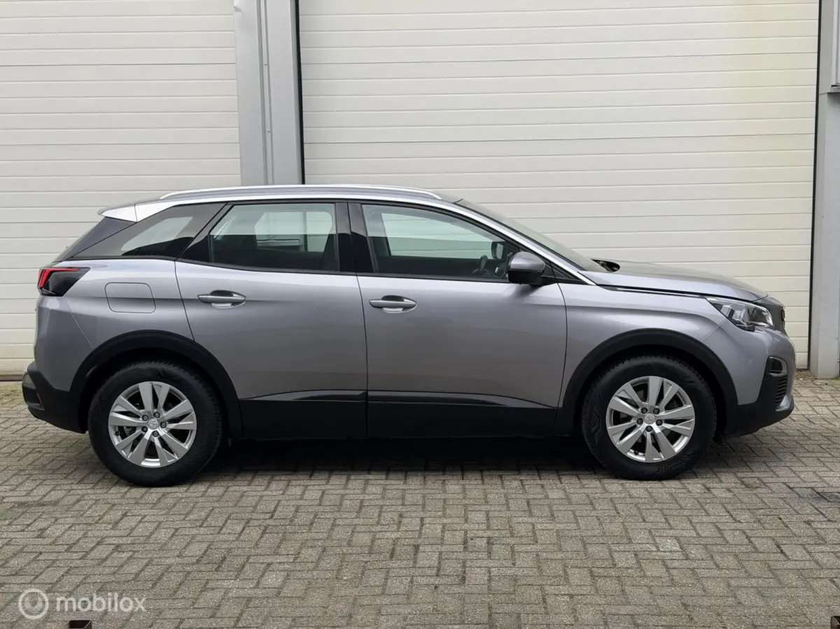 1.2 PureTech Blue Lease Premium