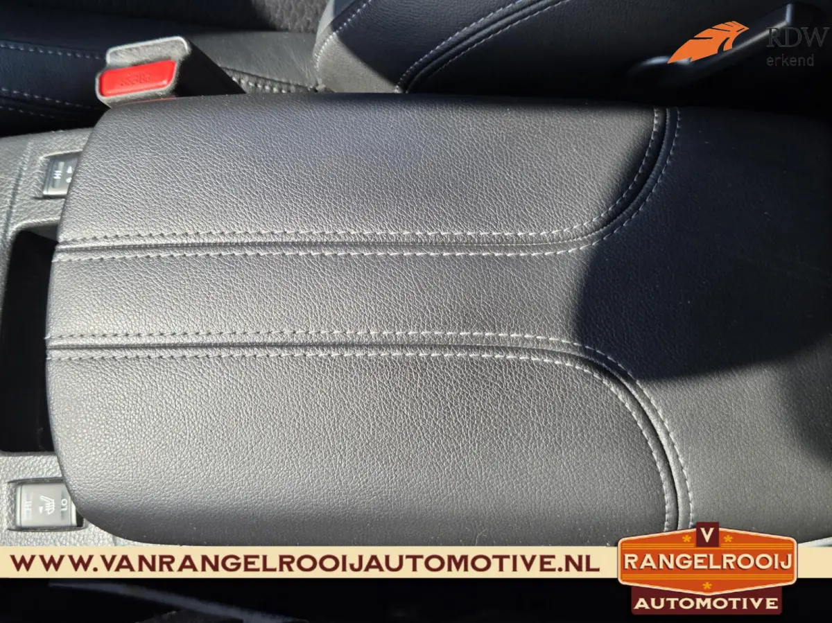 1.2 Tekna Automaat, trekh., LED kopl., half leer, DAB, stoelverw., 19" lmv