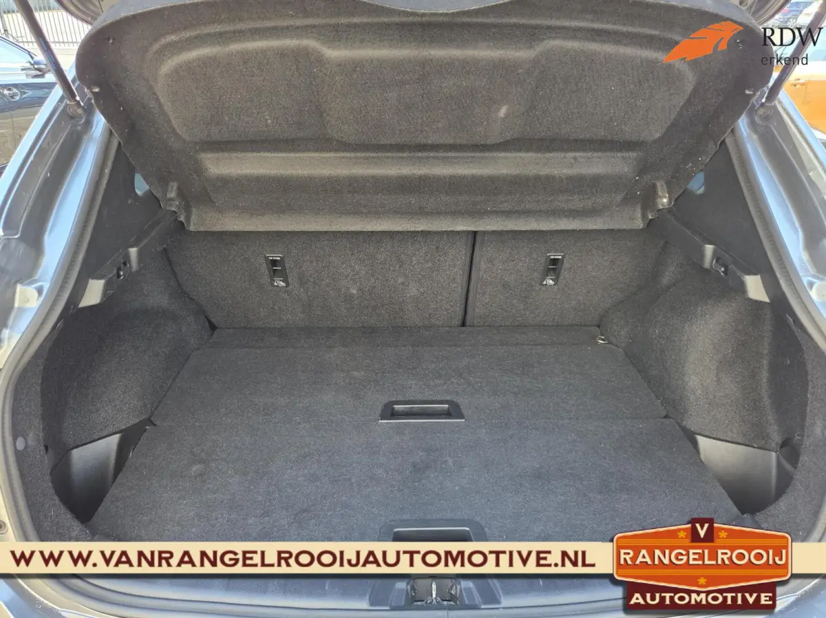 1.2 Tekna Automaat, trekh., LED kopl., half leer, DAB, stoelverw., 19" lmv
