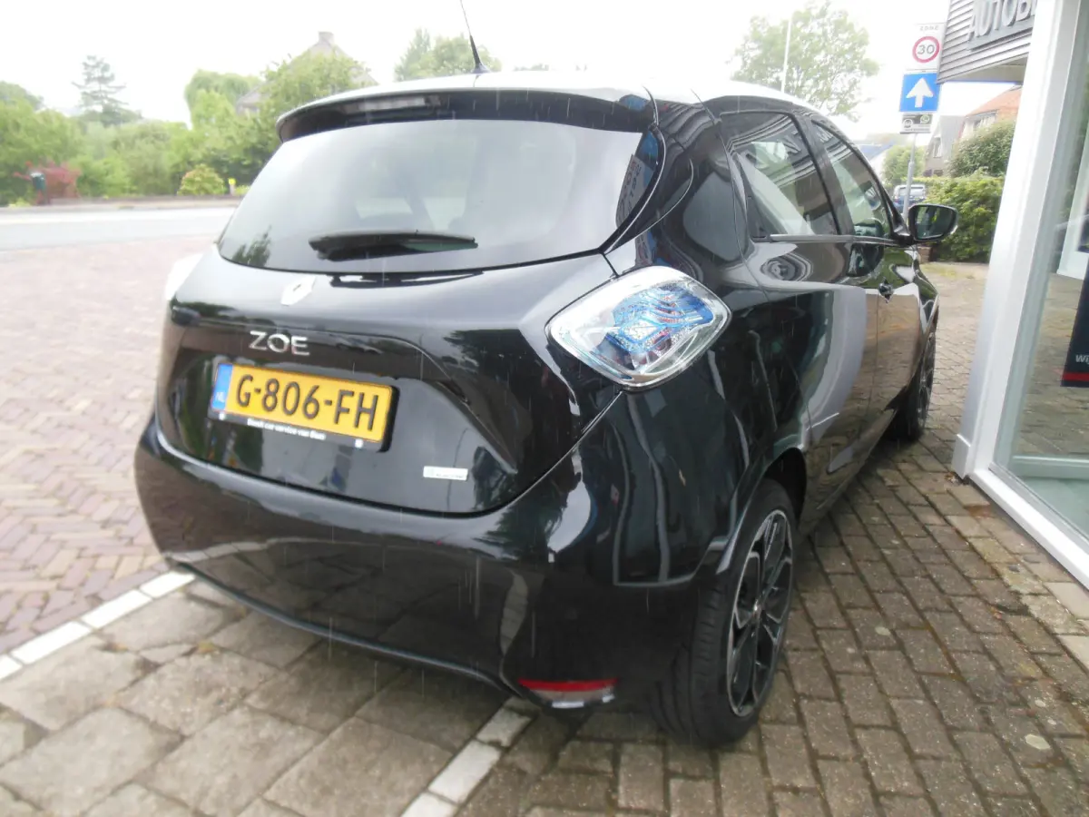 R110 Iconic 41 kWh incl. btw en accu,s 12 maanden bovag garantie SOH 90%