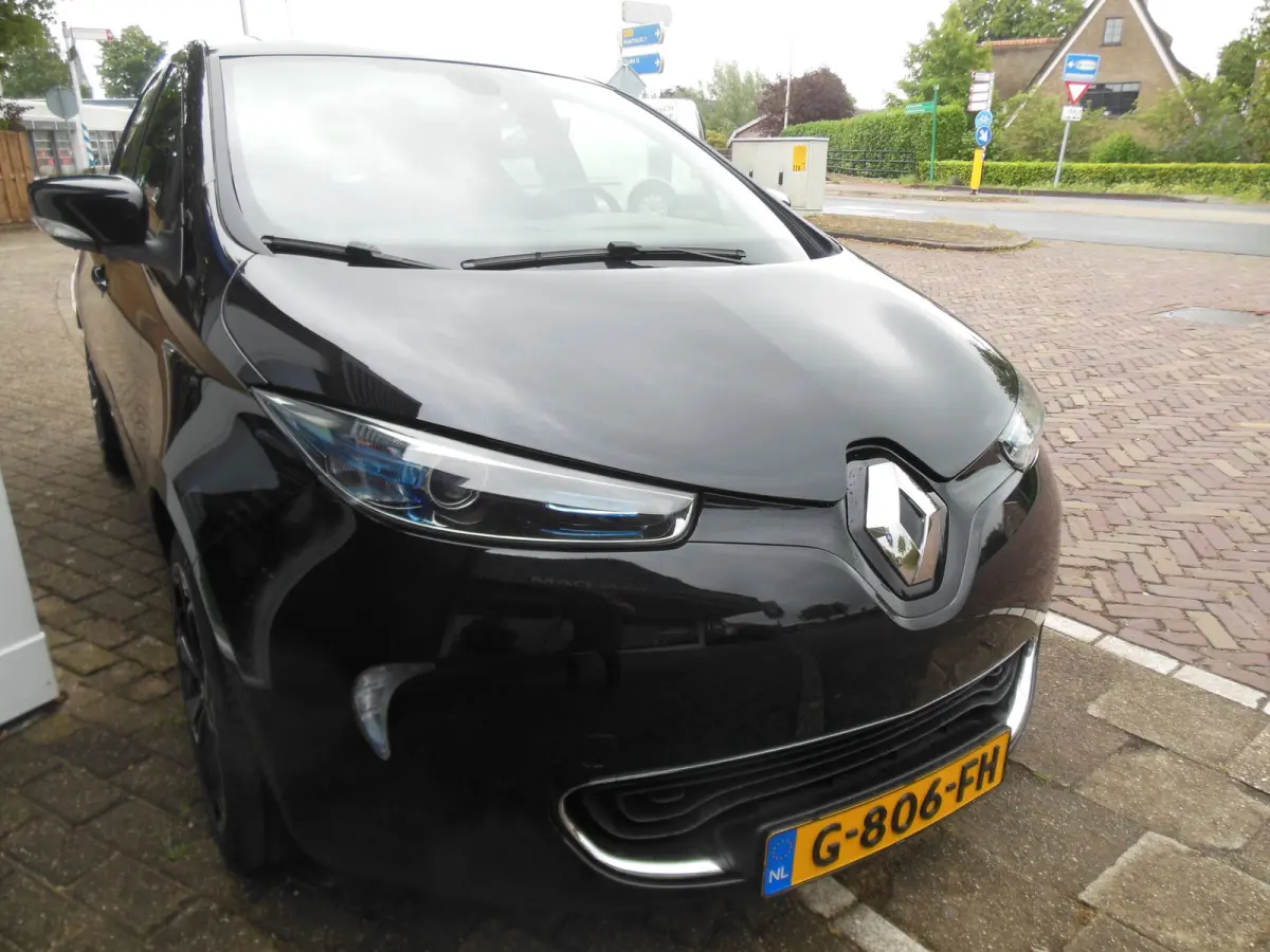 R110 Iconic 41 kWh incl. btw en accu,s 12 maanden bovag garantie SOH 90%