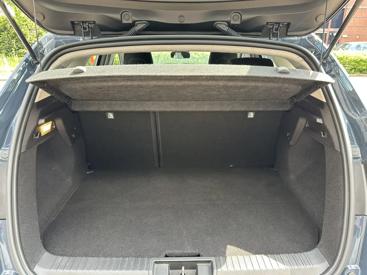 1.6 E-Tech Automaat plug-in hybrid 160 techno All-in Prijs Nav/Camera/Parkeer sens/Clima Eurorepar