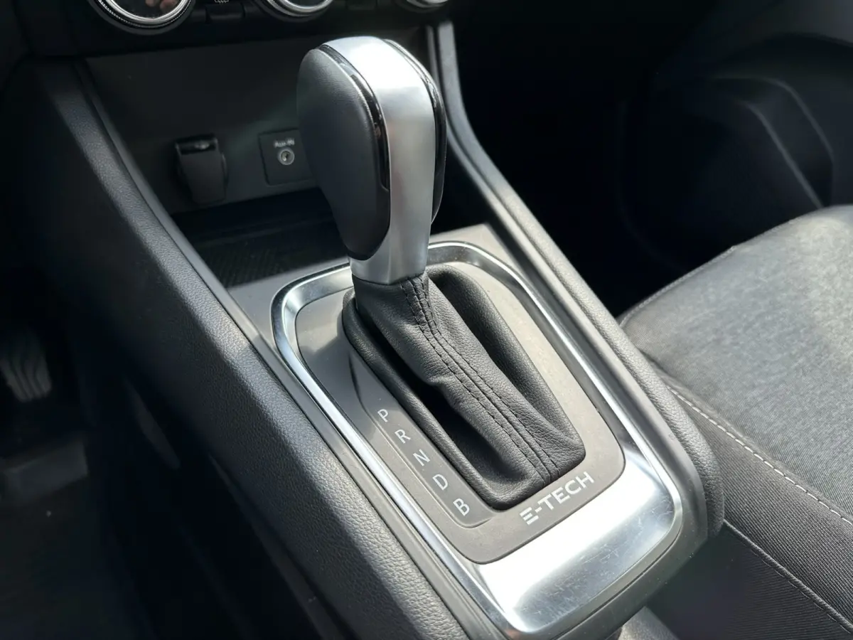 1.6 E-Tech Automaat plug-in hybrid 160 techno All-in Prijs Nav/Camera/Parkeer sens/Clima Eurorepar