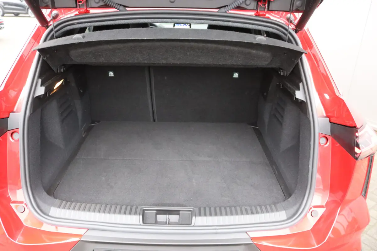 1.6 E-Tech Hybrid 145PK Iconic 360-camera/Winter-pack/Elektr.-stoel/Elektr.-klep/Gr.-navigatie
