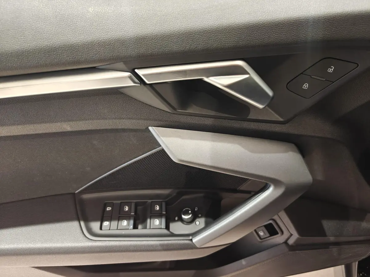 40 TFSI e Advanced edition 204 PK | Automaat | LED Koplampen | Velgen 17'' | Apple Carplay | Android Auto | Stoelverwarming | Elektrische bestuurdersstoel |