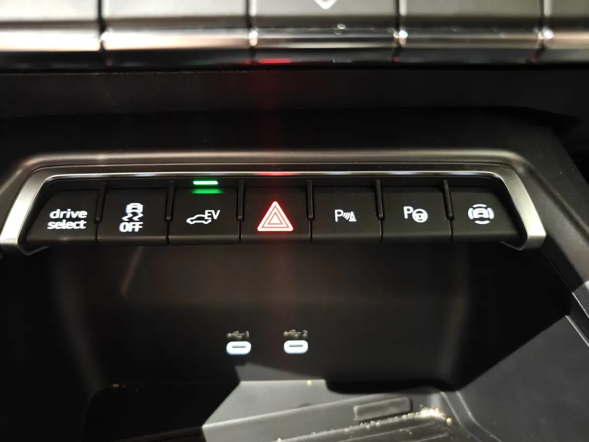 40 TFSI e Advanced edition 204 PK | Automaat | LED Koplampen | Velgen 17'' | Apple Carplay | Android Auto | Stoelverwarming | Elektrische bestuurdersstoel |