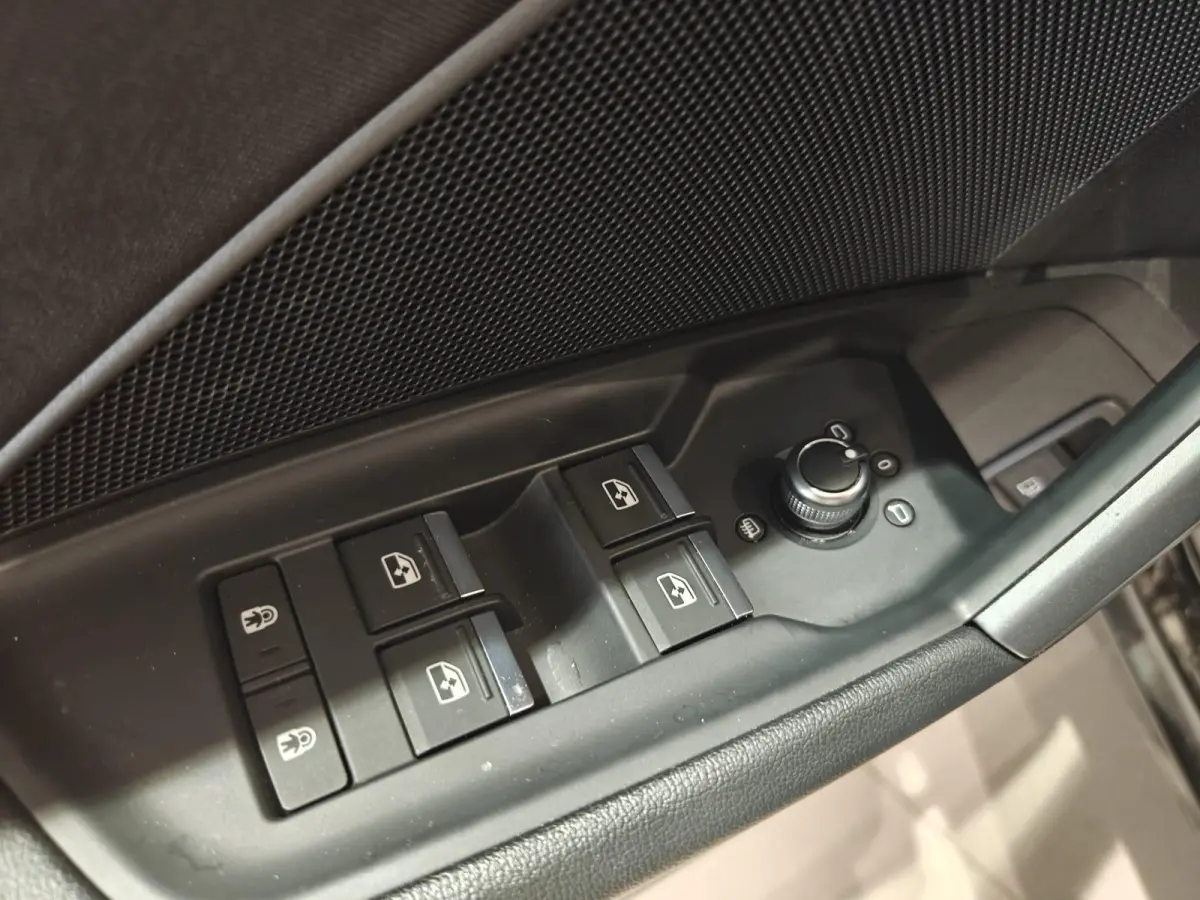 40 TFSI e Advanced edition 204 PK | Automaat | LED Koplampen | Velgen 17'' | Apple Carplay | Android Auto | Stoelverwarming | Elektrische bestuurdersstoel |