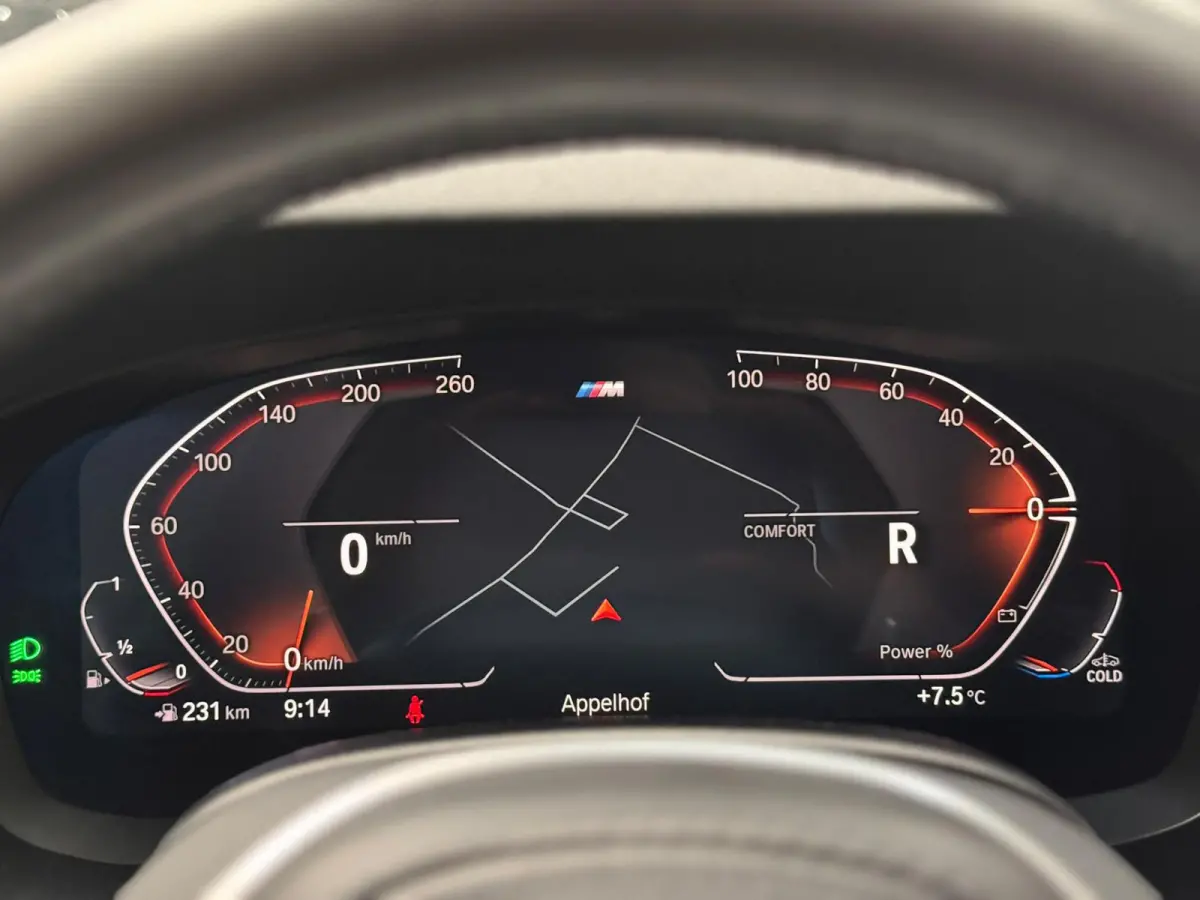 520i High Executive M-SPORT l PANO l HUD l H/K l 360 CAMERA l ORG.NL l ORG.NL l NAP l BTW