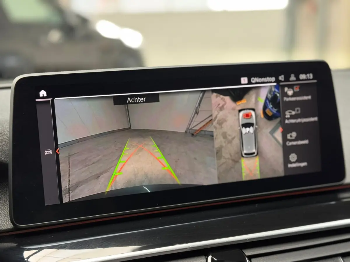 520i High Executive M-SPORT l PANO l HUD l H/K l 360 CAMERA l ORG.NL l ORG.NL l NAP l BTW