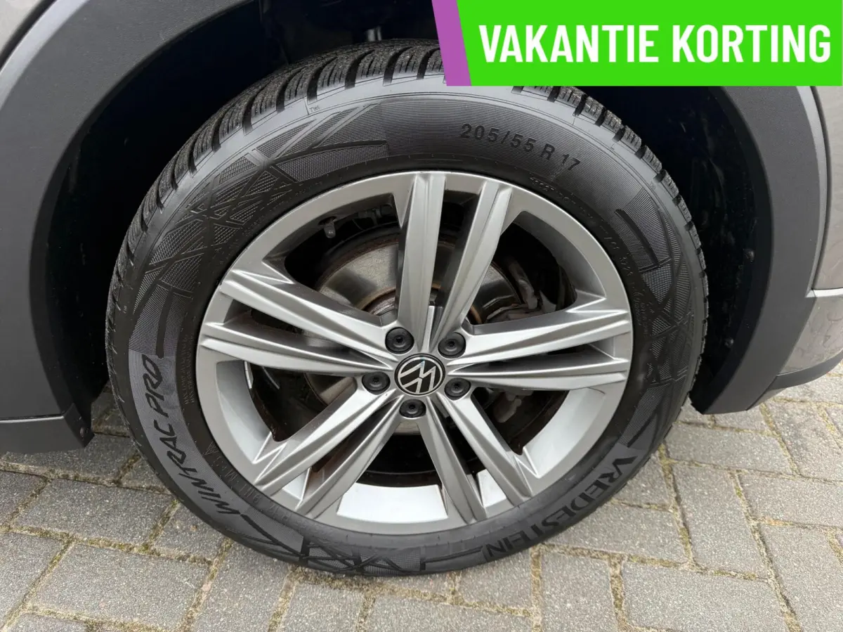 1.0 TSI Style Business R DSG DIGIDASH,CLIMA,GR NAVI