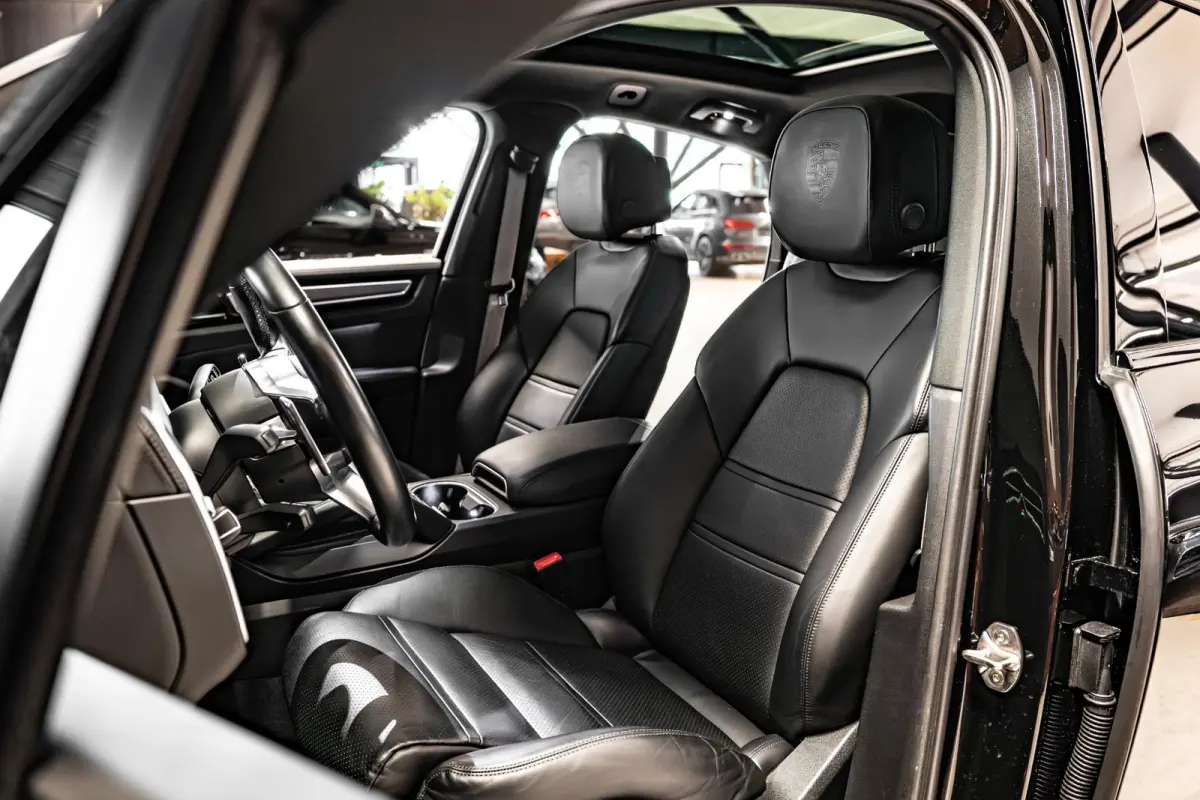 3.0 E-Hybrid PPF | Sportuitlaat | Panorama | 360 camera | Head-up
