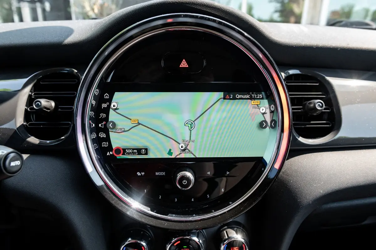 1.5 One Essential I NAP I Navigatie I Climate I Cruise I Dealeronderhouden I 1e Eigenaar I BTW Auto