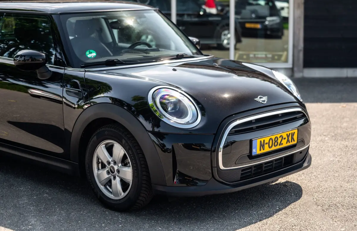 1.5 One Essential I NAP I Navigatie I Climate I Cruise I Dealeronderhouden I 1e Eigenaar I BTW Auto