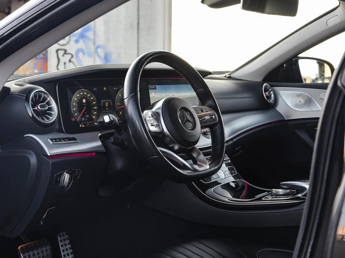 400 d 4MATIC AMG Schuifdak Luchtvering Distronic Burmester HUD Multibeam LED Soft-Close Keyless Leder 20"
