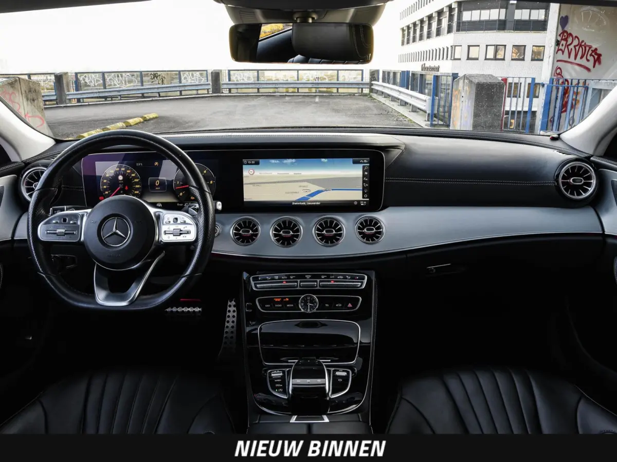 400 d 4MATIC AMG Schuifdak Luchtvering Distronic Burmester HUD Multibeam LED Soft-Close Keyless Leder 20"