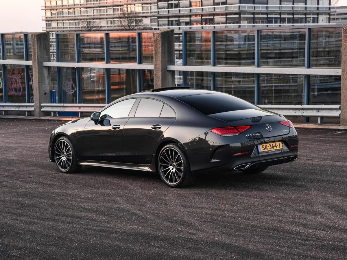 400 d 4MATIC AMG Schuifdak Luchtvering Distronic Burmester HUD Multibeam LED Soft-Close Keyless Leder 20"