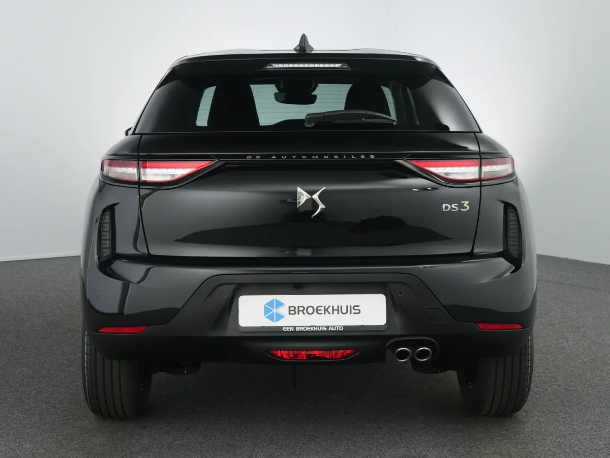 Performance Line | 17" lichtmetalen velgen DUBLIN | DS Iris Navigatie System | Draadloze Apple CarPlay™, Android Auto®