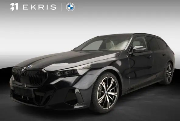 520i M Sportpakket Pro | Innovation Pack | Travel Pack | High Executive | Iconic Glow | Harman Kardon | Panoramadak | Trekhaak | Showroom Selection