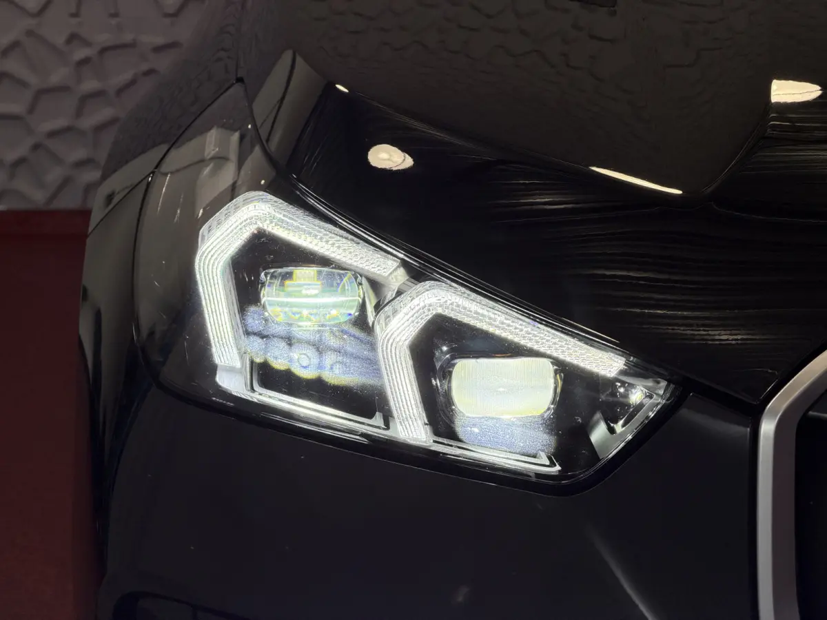 SDRIVE M-SPORT SHADOW LINE NAVI LED ELEK.KLEP CRUISE LEER/ALCANTARA CAMERA M-SPORT INTERIEUR / EXTERIEUR ✅ Top Auto's. Al 30 Jaar uw Bmw Specialist in ,  BMW M / M Sport / PHEV / HEV / Hyb